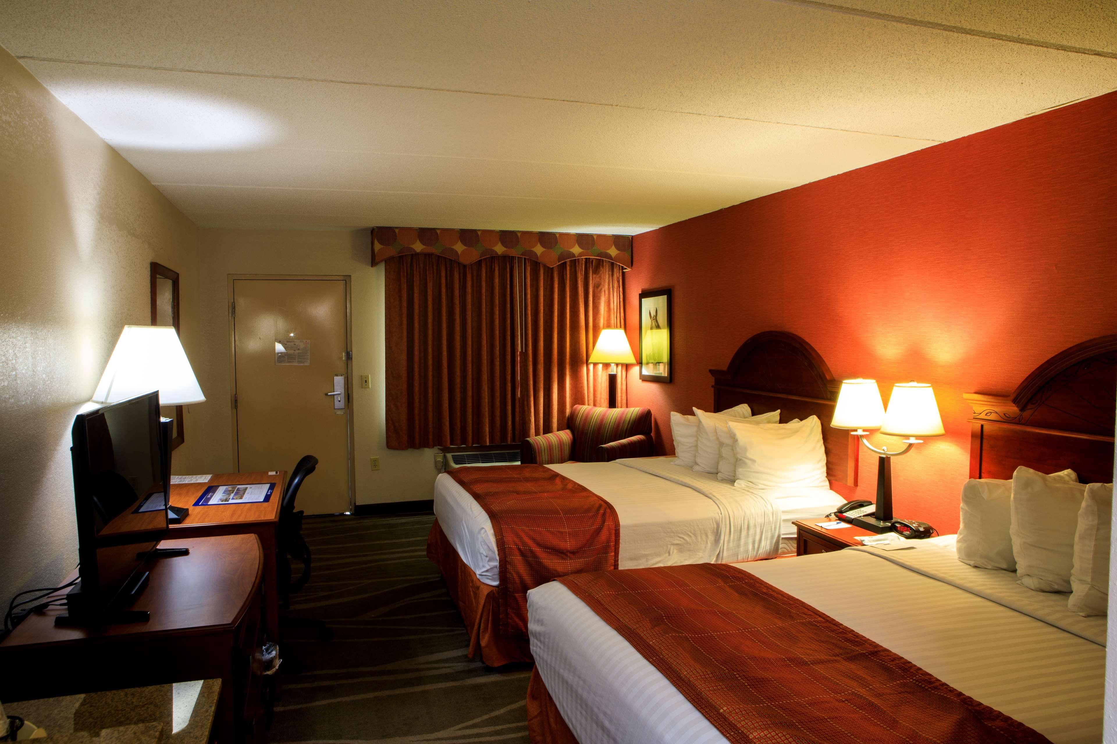 Best Western Shelbyville Inn And Suites Celebration Inn Exterior foto