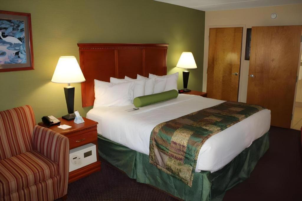Best Western Shelbyville Inn And Suites Celebration Inn Exterior foto