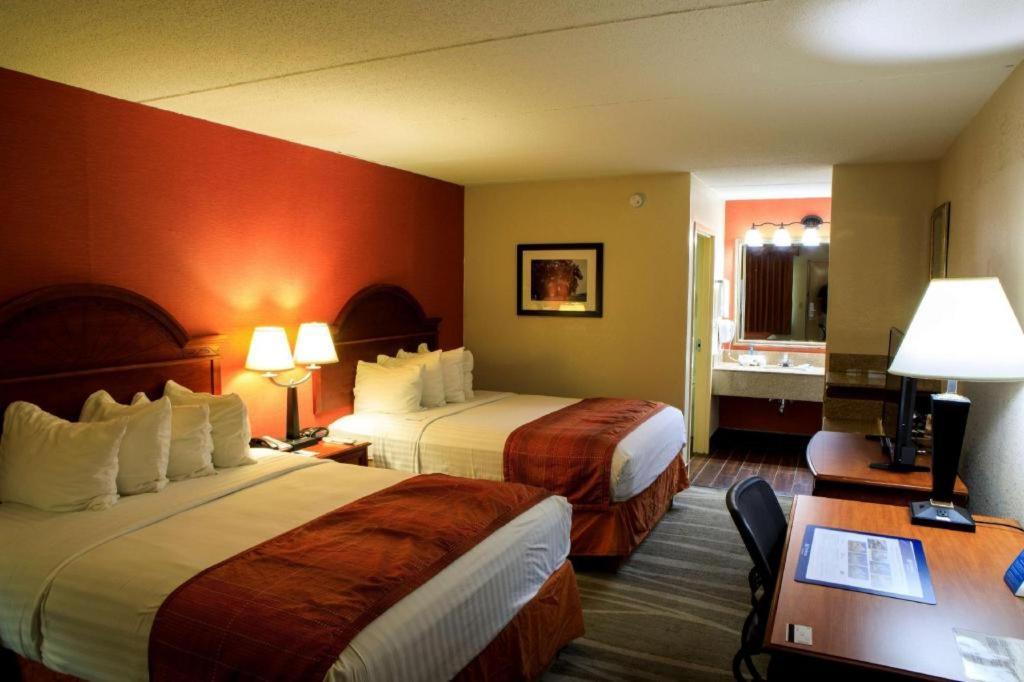 Best Western Shelbyville Inn And Suites Celebration Inn Exterior foto